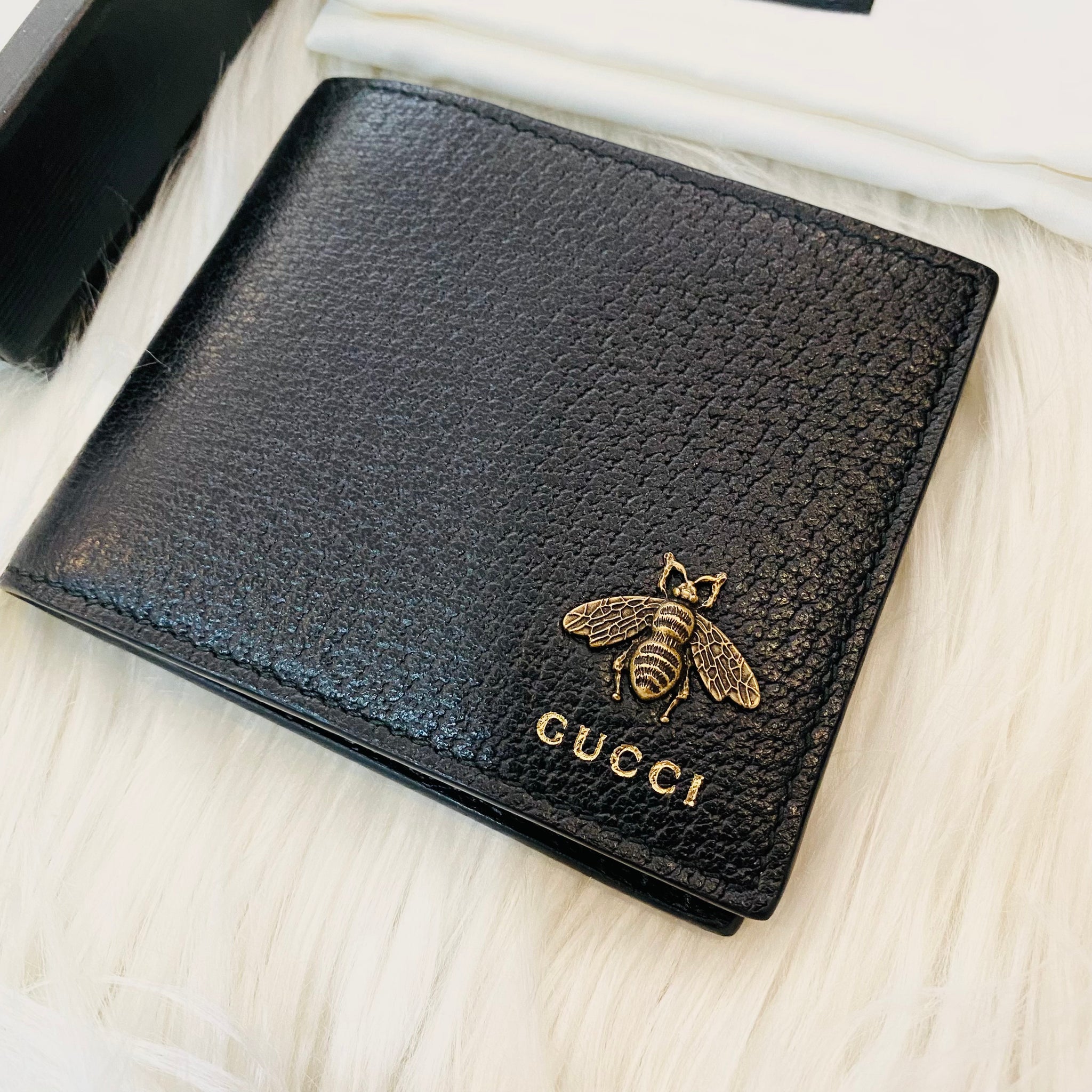 Gucci Animalier selling leather bee black wallet